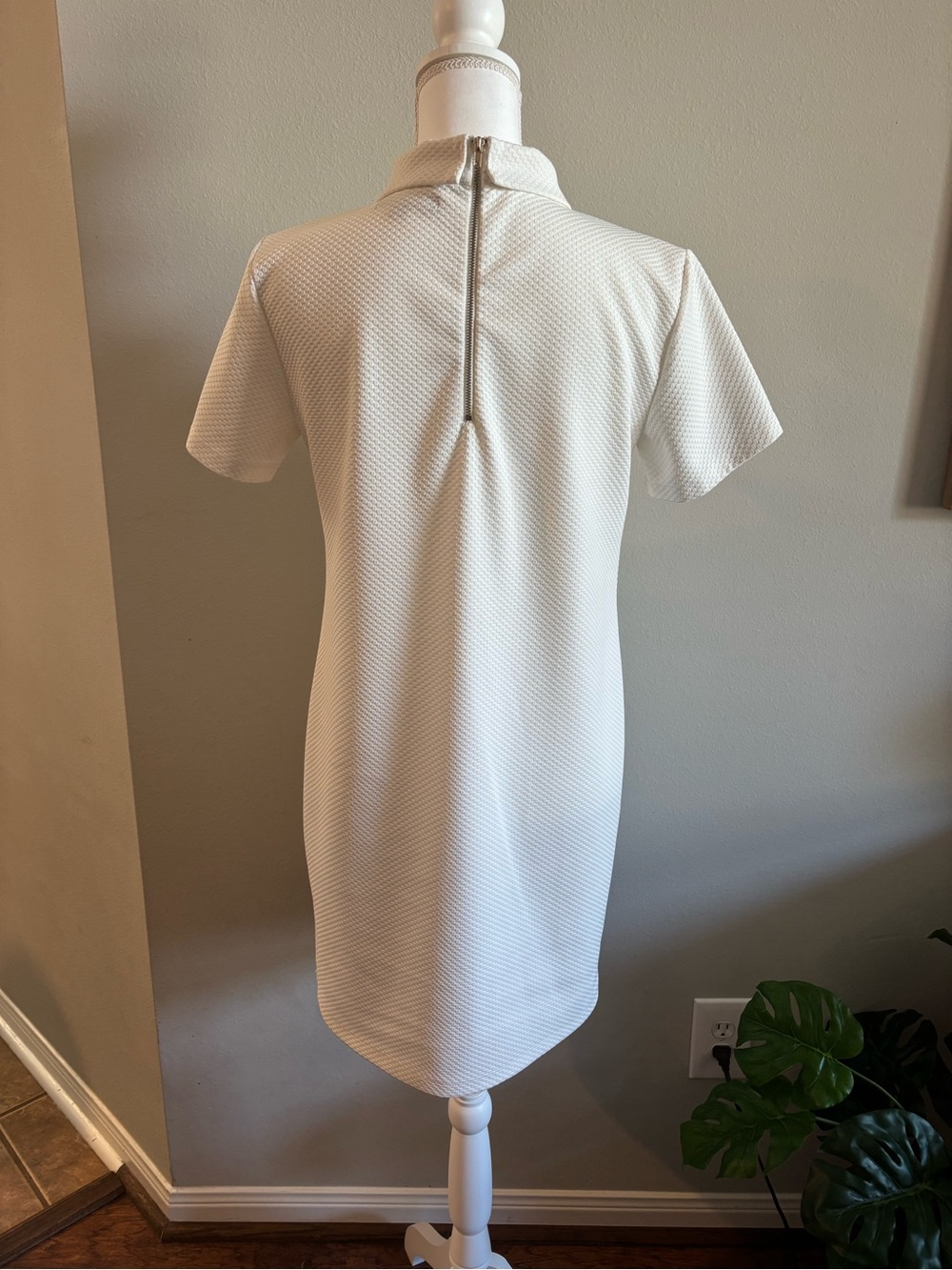 Fashion Union Cream Asymmetrical Short-Sleeve Shift Dress - Picture 2 of 3